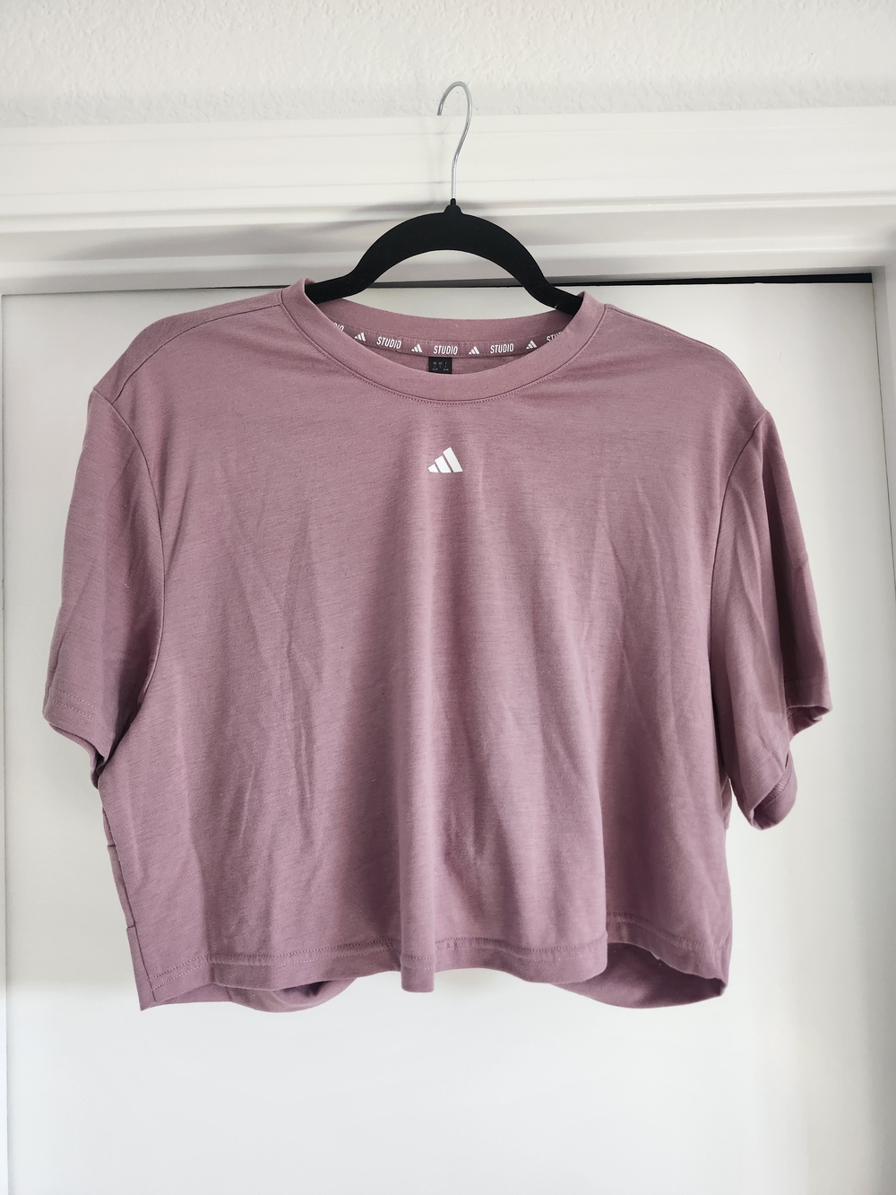 adidas Training Studio Crop Top - Wonder Orchid